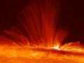 2 Nisan 2007 : Aktif Bir Güneş Lekesi Yandan Görüntülendi