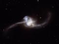 9 Kasım 2009 : NGC 2623 : Hubble'dan Gökada Birleşmesi