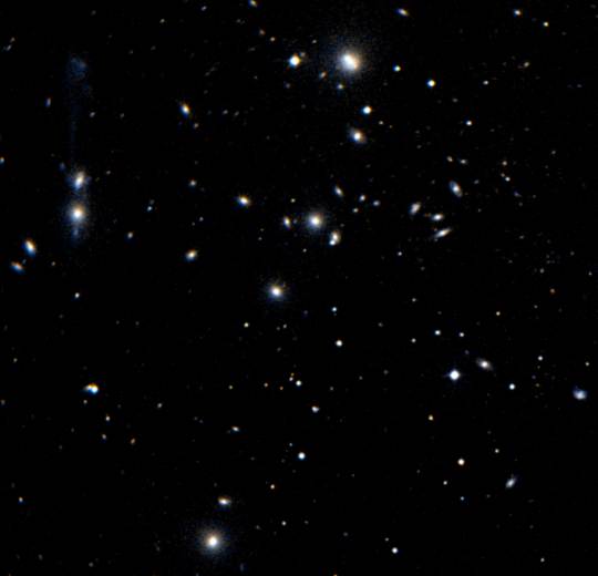 A1185 - Digitized Sky Survey G�r�nt�s�