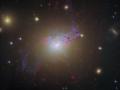 4 Haziran 2010 : Hubble'dan Yeni Karışım : Etkin Gökada NGC 1275