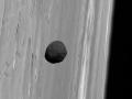1 Aralık 2010 : Mars Ekspres'in Gözüyle Phobos