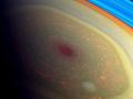 6 Ağustos 2014 : Satürn'ün Girdaplı Bulut Manzarası