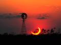 13 Eylül 2015 : A Partial Solar Eclipse over Texas